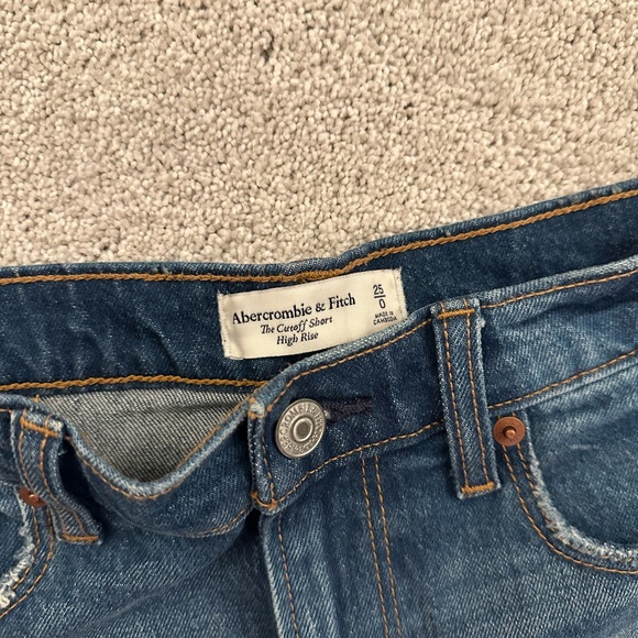 High Rise Cutoff Short - Picture 3 of 3